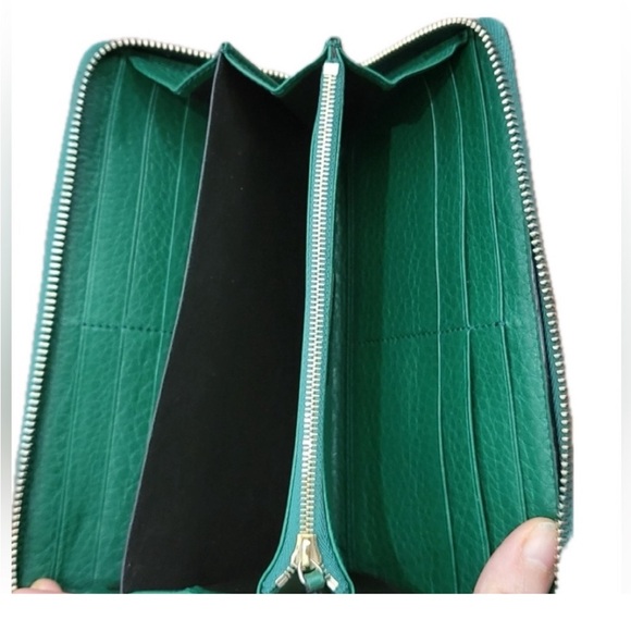 Gucci Soho Python RARE limited edition zip wallet - Picture 8 of 8